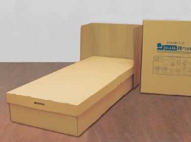 段ボール製簡易ベッド “e.co.段ベッド”
